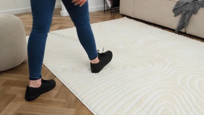 Anthracite Geometric Swirl 5' x 7' Synthetic Area Rug