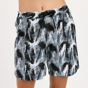 Calypsa Women's Chlorine Resistant 7" Board Shorts - 1 of 4