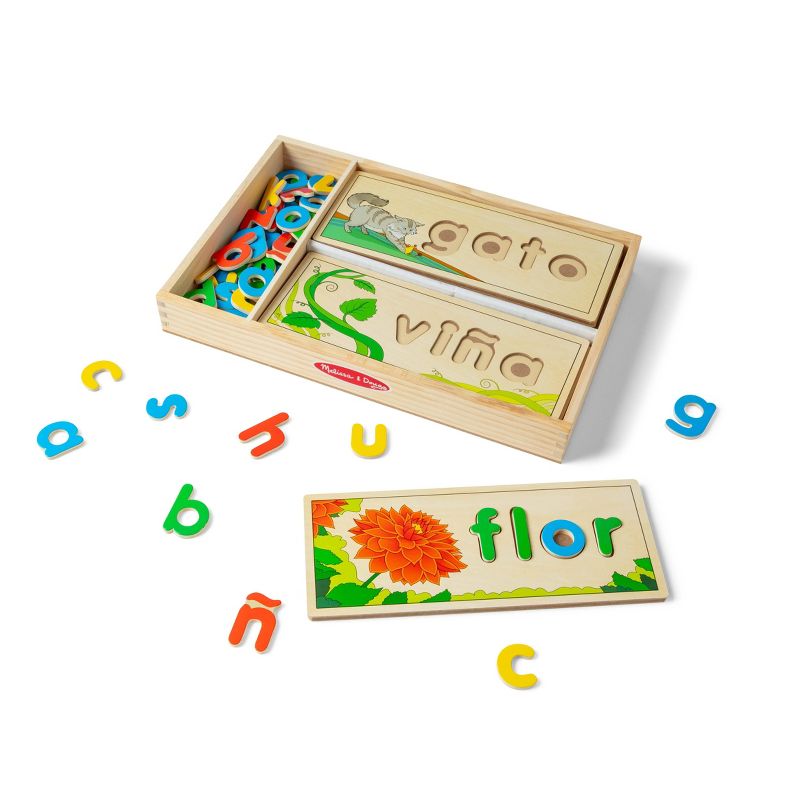 Melissa &#38; Doug Spanish See &#38; Spell Educational Language Learning Toy, 1 of 11