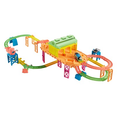 trackmaster super station