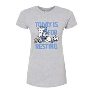 Women's - Peanuts - Today Is For Resting Juniors Fitted Graphic T-Shirt - 1 of 4