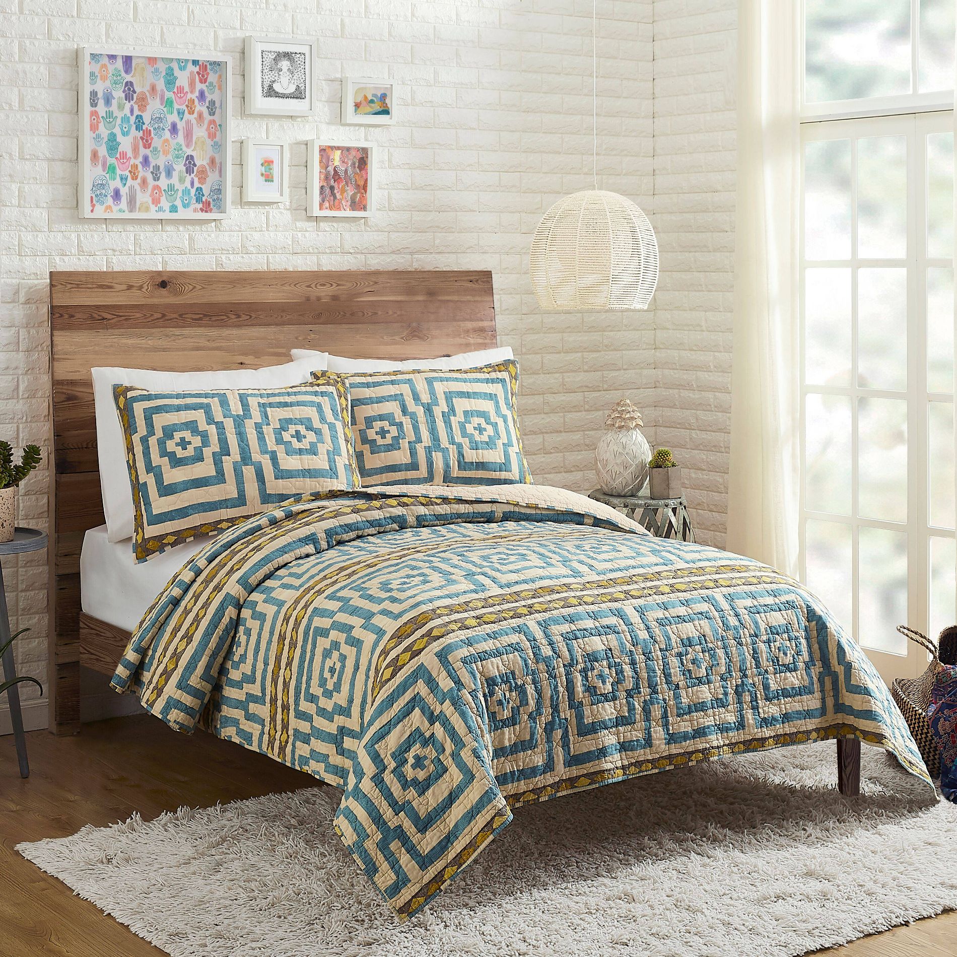 Justina Blakeney for Makers Collective Hypnotic Quilt Set