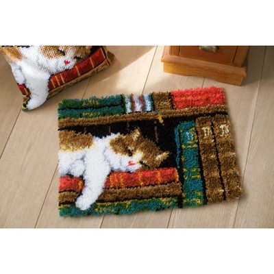 Vervaco Latch Hook Rug Kit 21.25"X15.5"-Cat On Bookshelf