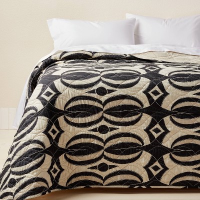 Full/Queen Printed Quilt Black/Tan - Opalhouse™ designed with Jungalow™
