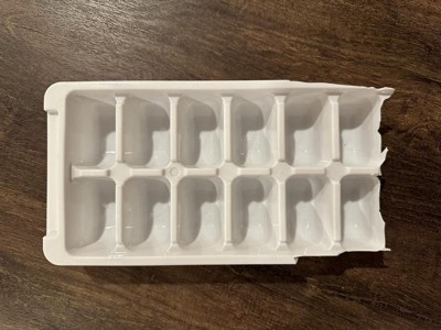 Peak Extra Large Ice Cube Tray: White - Adorn Goods