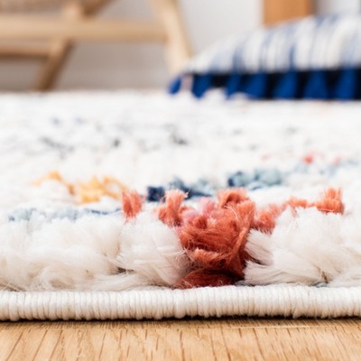 Ivory Diamond Pattern Hand-Knotted Square Rug