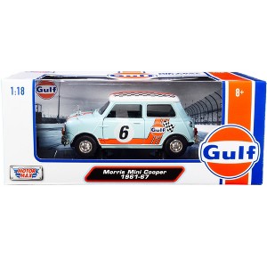 1961-1967 Morris Mini Cooper RHD #6 "Gulf Oil" Light Blue with Orange Stripes and Checkered Top 1/18 Diecast Car by Motormax - 1 of 3