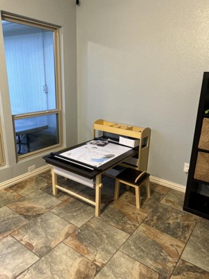 Guidecraft Deluxe Art Center: Drawing Desk and Painting Table for