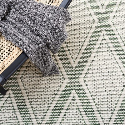 Marbella Green and Ivory Hand Woven Wool Area Rug