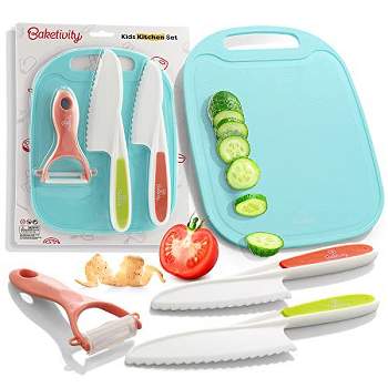Baketivity Kid Safe Plastic Knives For Real Cooking With Cutting Board, Peeler For Kitchen - Knife Set With Blunt Tip, Dishwasher Safe, BPA Free