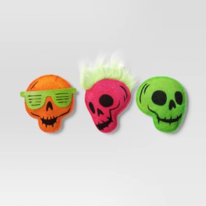 Halloween Multipack Retro Skull Plush Cat Toy Set - 3pc - Hyde and EEK! Boutique™ - 1 of 3