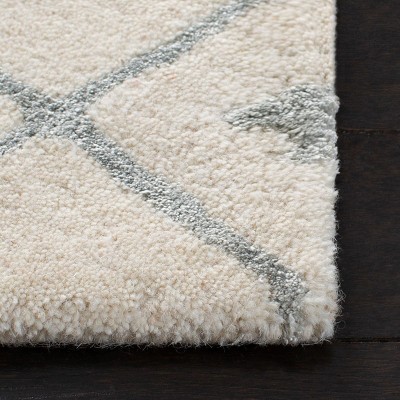 Ivory and Grey 3' x 5' Hand Tufted Wool Area Rug