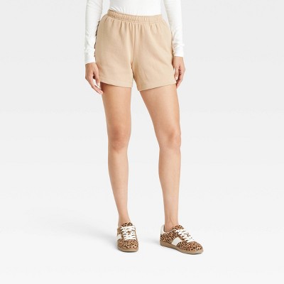 Women's Leisure Studio Mid-Thigh Fleece Shorts - Universal Thread™