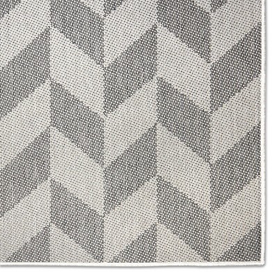 Black and Gray Geometric Synthetic Indoor/Outdoor Rug