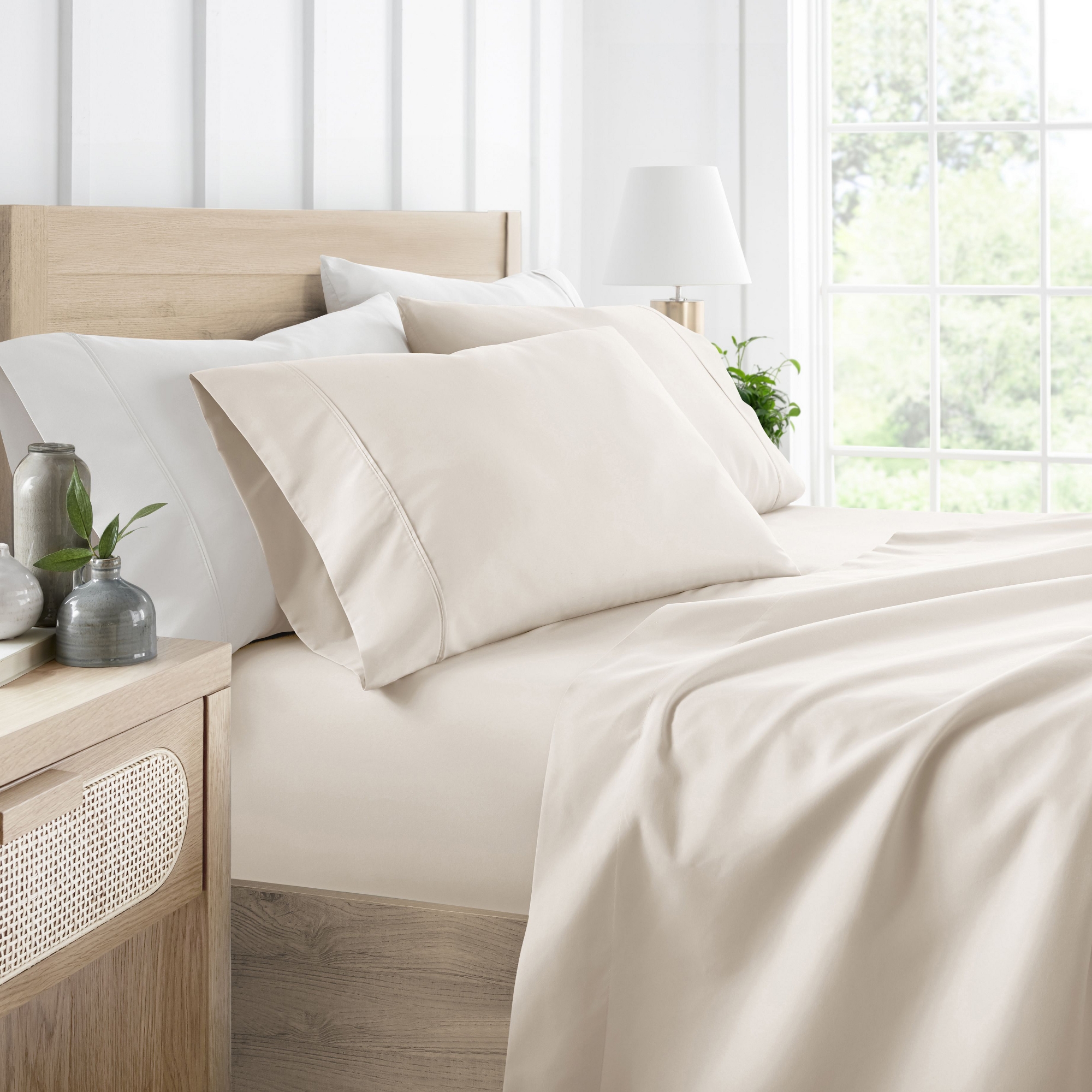 4 Piece Bed Sheet Set Solid Double Brushed Microfiber, Ultra Soft, Deep Pocket - Becky Cameron, Ivory, King
