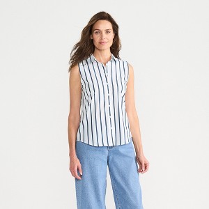 Lands' End Lands' End Women's Sleeveless No Iron Shirt - 1 of 4