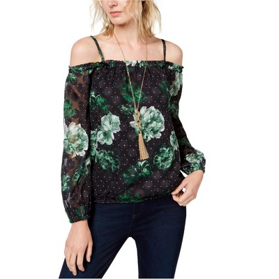 black-dottedcarnatio