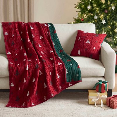 Lycvki Red Polyester 50x60" Winter Throw Set with Decorative Pillow