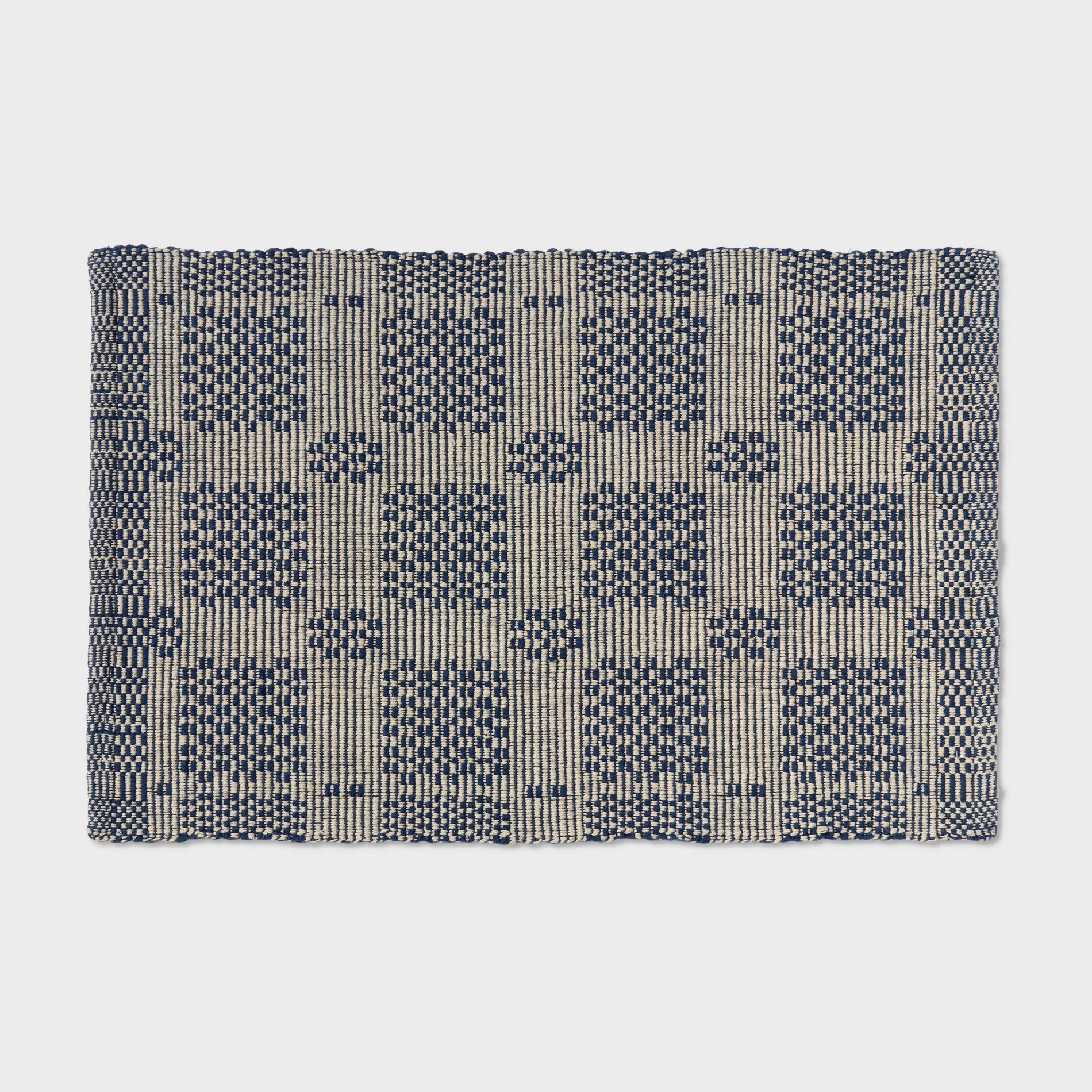 20"x30" Americana Geo Bath Rug Khaki/Navy - Threshold™