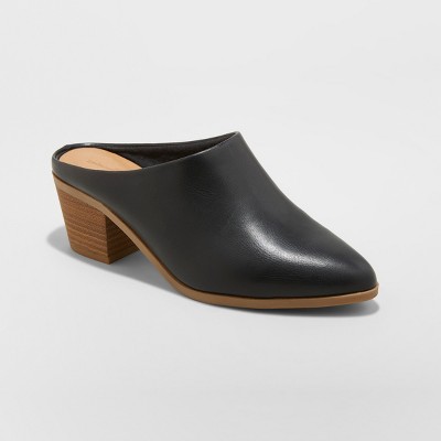 womens black heeled mules
