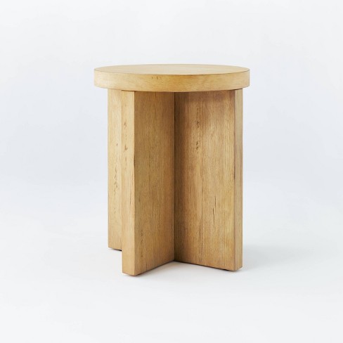 Bluff Park Round Wood Accent Table, Round Wooden End Table