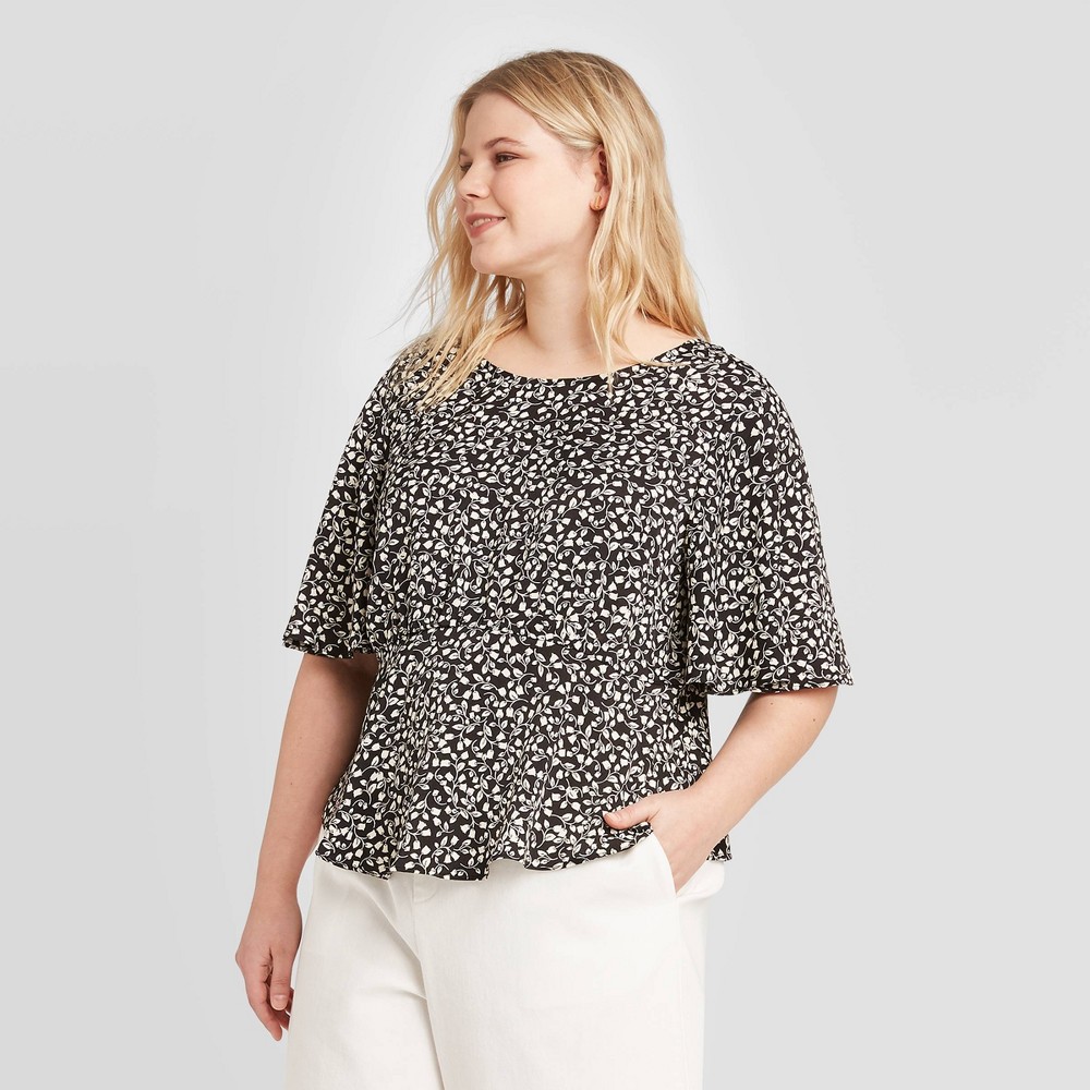 Women's Plus Size Floral Print Short Sleeve Blouse - Who What Wear Black 4X was $24.99 now $14.99 (40.0% off)