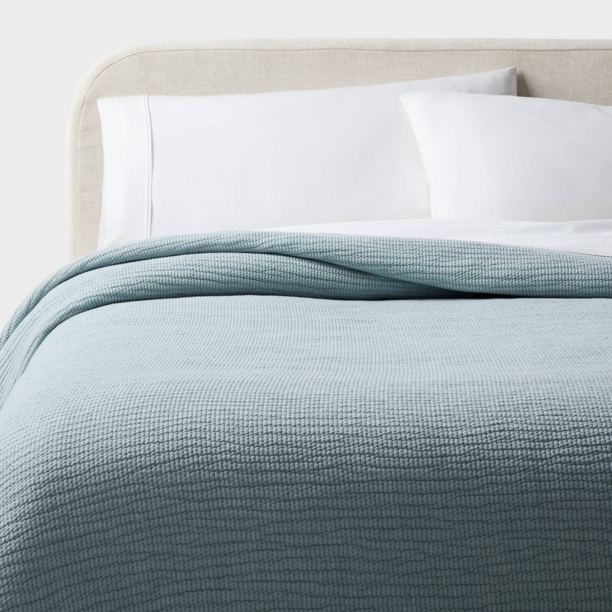 King Matelasse Gauze Quilt Light Blue - Threshold™