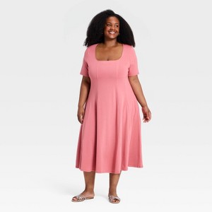 knee length dresses for ladies Out & About | Round Neck Short Sleeve Midi Dress main image 0