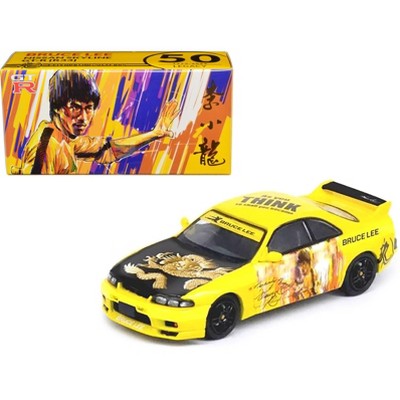 Nissan Skyline GT-R (R33) RHD Yellow w/Black Hood "Bruce Lee Legacy 50 Year Anniversary" 1/64 Diecast Model Car by Inno Models