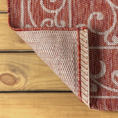 Charleston Red Beige Synthetic Round Reversible Area Rug