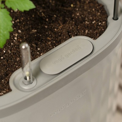 Fog Gray Self-Watering Indoor Outdoor Planter with Trellis