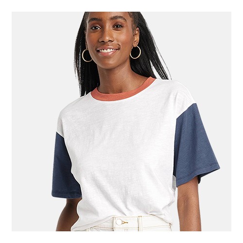 Women's Short Sleeve Boxy T-Shirt - Universal Thread™ XS