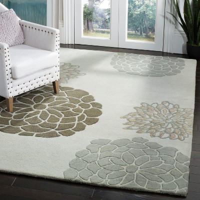 Light Grey Handmade Tufted Wool and Viscose Square Rug