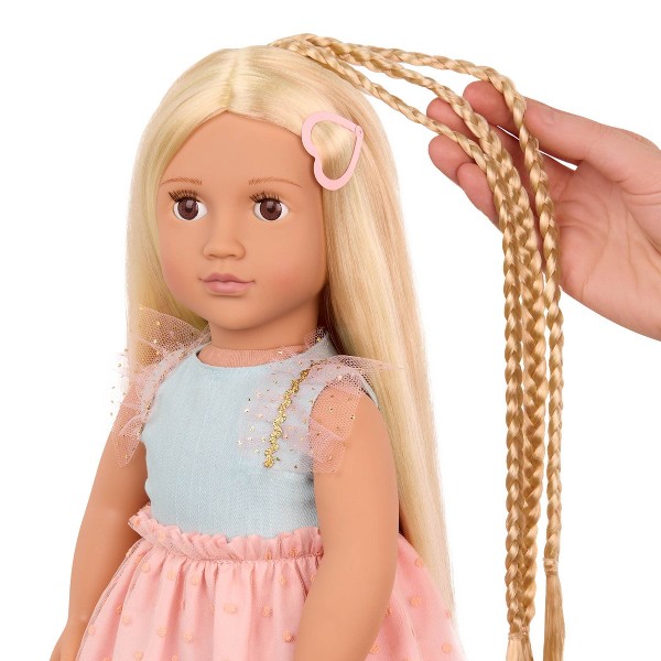 Muñeca Our Generation Poppy de 18" con Cabello que Crece, Clips y Libro de Peinados 5