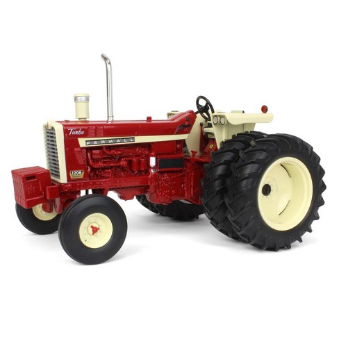 Farmall best sale diecast tractors