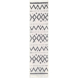 Nuloom Tracy Moroccan Tassel Indoor Area Rug - 1 of 4