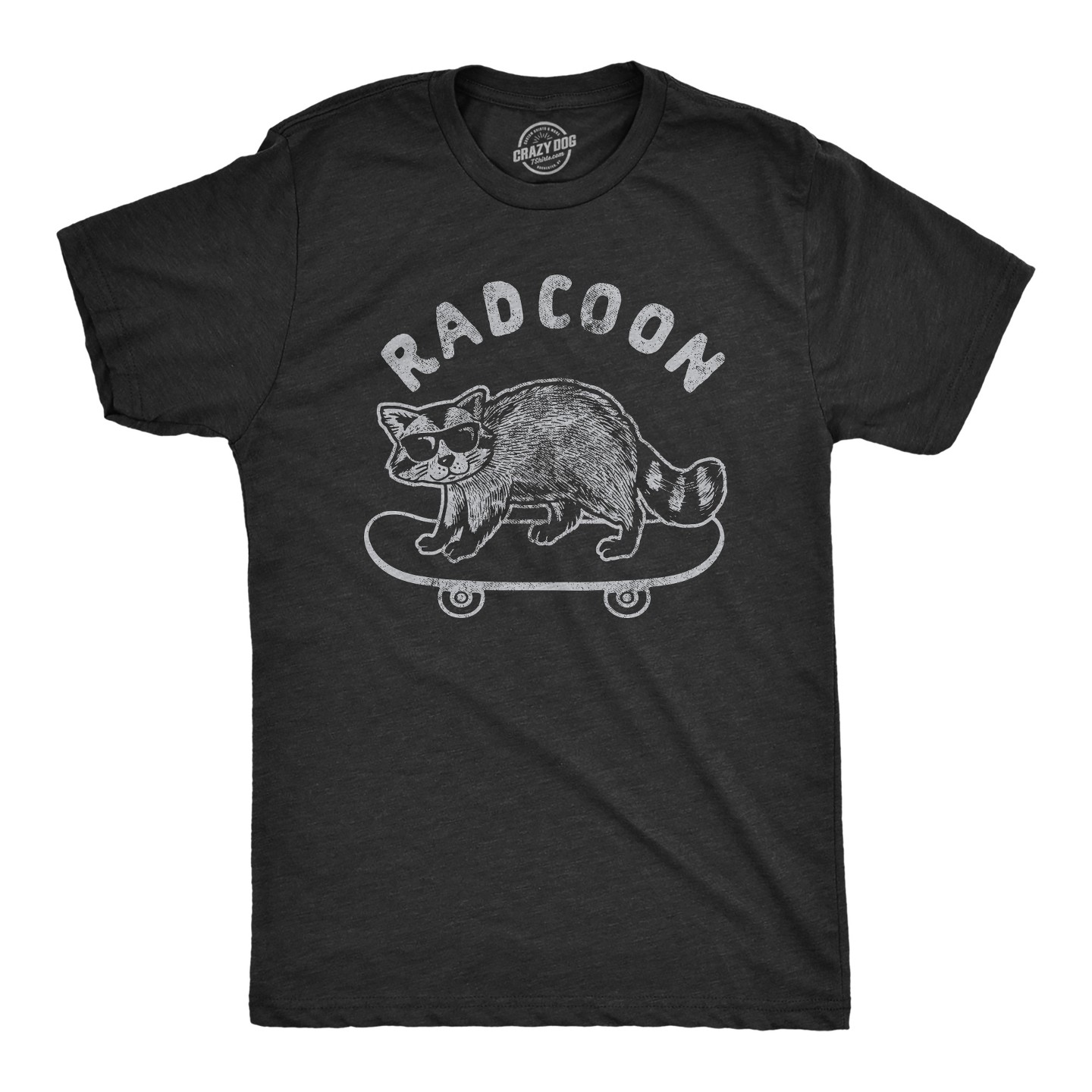 Мужская футболка Crazy Dog T-Shirts, Inc. Radcoon T Shirt Funny Rad Raccoon Cool Skateboard Graphic Novelty Tee - Crazy Dog T Shirt for Animal Lovers Black, цвет: Чёрный — фото 1