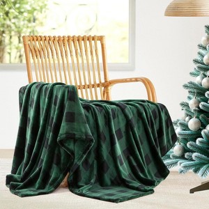 Lomsoe Christmas Green Grid Blanket Holiday Printed Flannel Throw Blanket Perfect Holiday Decor Gift for Family Friends Christmas Gift. - 1 of 4