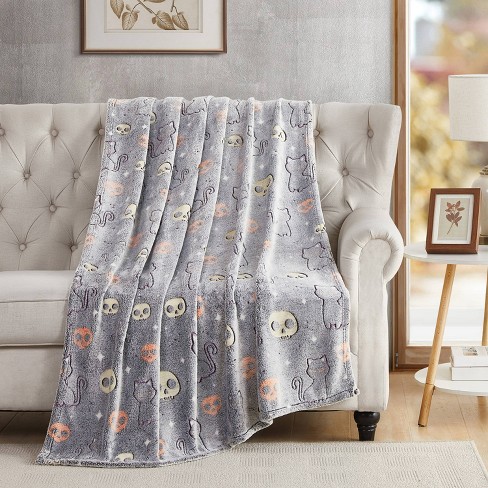 Halloween throw blanket online target