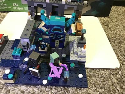 LEGO Minecraft The Deep Dark Battle Set, 21246 Biome Adventure Toy, Ciudad  antigua con figura de guardián, torre explosiva y cofre del tesoro, para