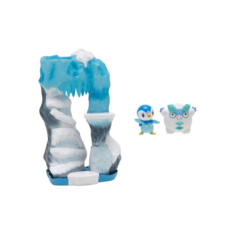 Pok&#233;mon Select Snowy Hill Glacier Environment Display with Galarian Darumaka and Piplup Mini Figures, 3 of 10