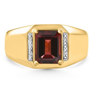 Pompeii3 Men's Yellow Gold Emerald Shape Garnet & Diamond Ring - Size 10 - 1 of 3
