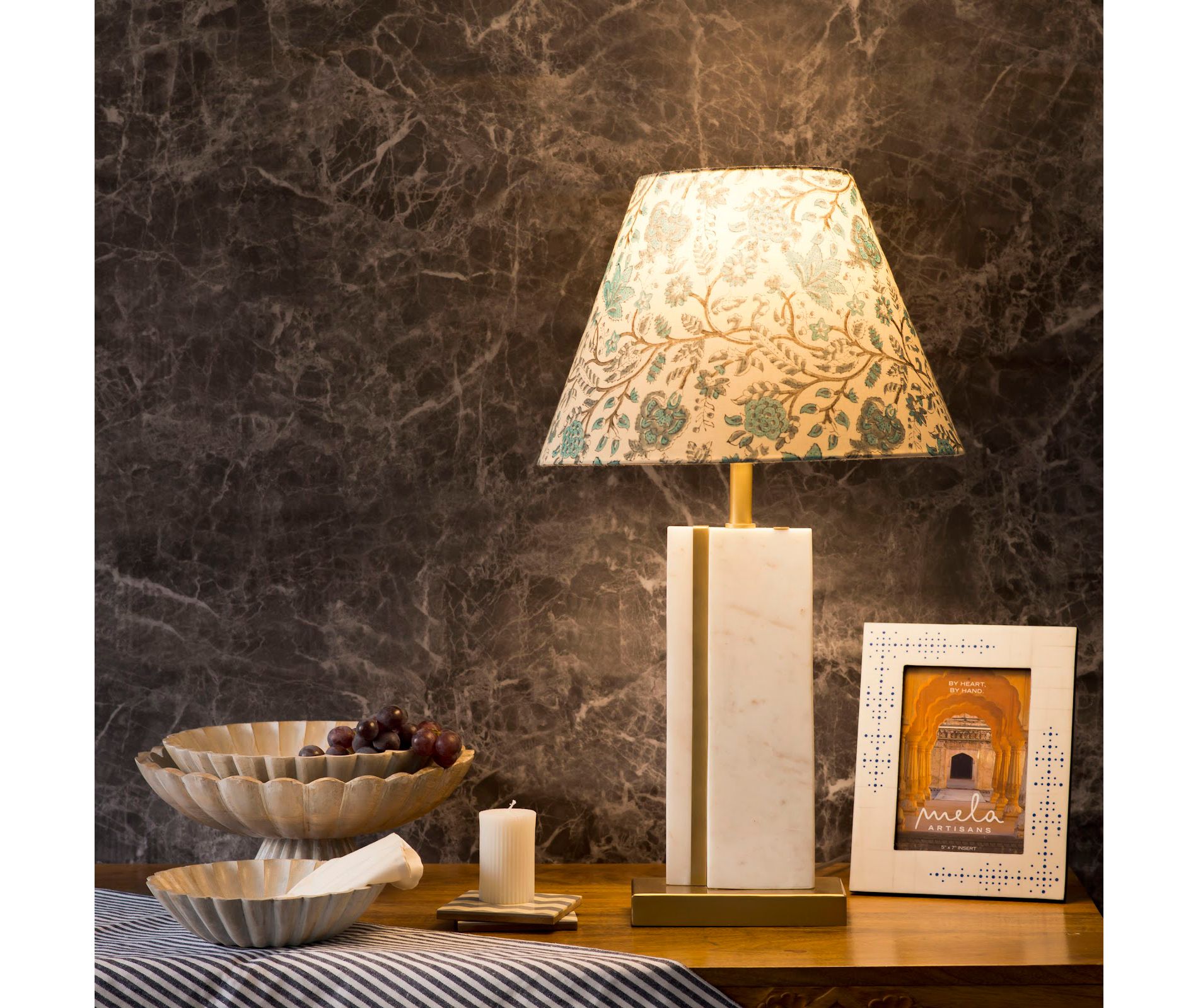 Mela Artisans Sculpta Marble Lamp Stand