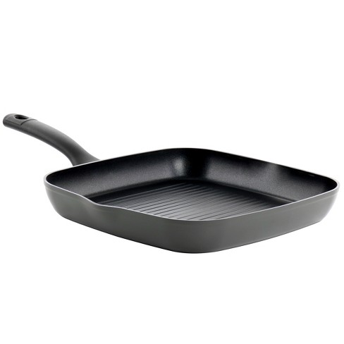 Oster Castaway 12 inch Cast Iron Round Frying Pan with Dual Spouts