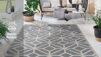 Blue and Beige Geometric 5' x 7' Indoor/Outdoor Area Rug