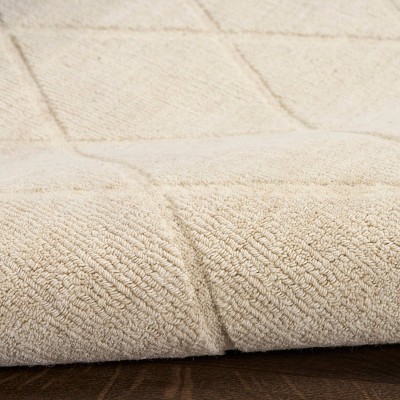 Ivory Geometric Handwoven Wool 5' x 7' Area Rug