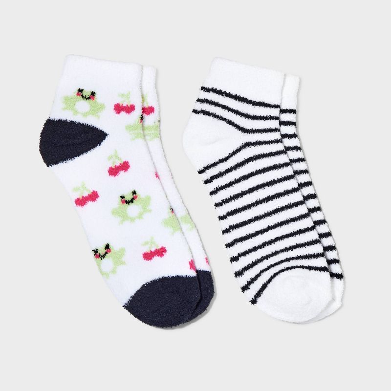Women&#39;s 2pk Cherries &#38; Frogs Cozy Low Cut Socks - Black/White 4-10, 1 of 4