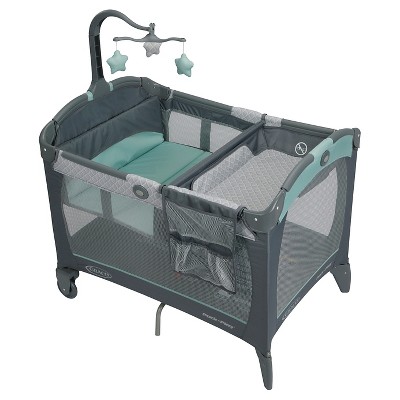 girl pack n play with bassinet