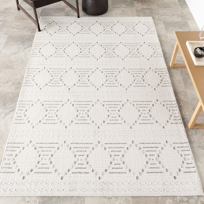 Cream Geometric 4' x 6' Synthetic Indoor/Outdoor Rug
