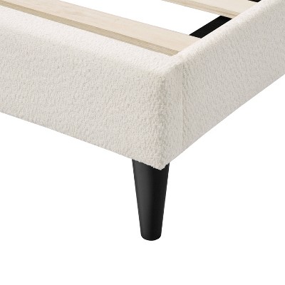 Cream Upholstered Queen Bed with Nailhead Trim and Slats